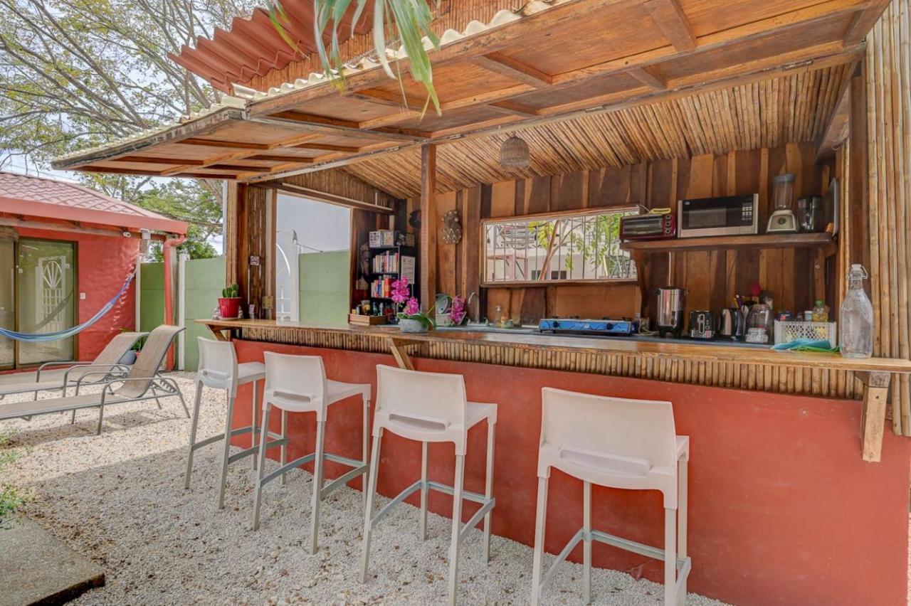 Hotel Mahayana Tamarindo Esterno foto