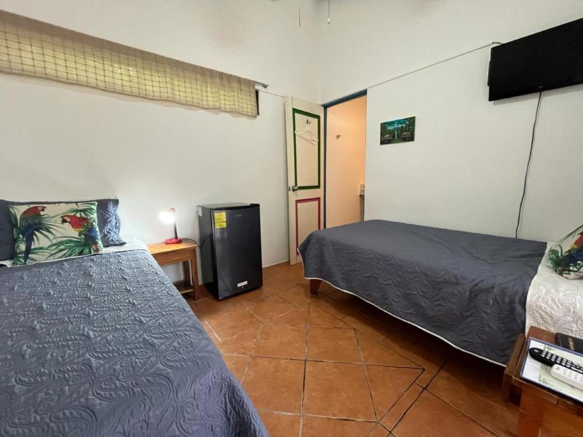 Hotel Mahayana Tamarindo Esterno foto