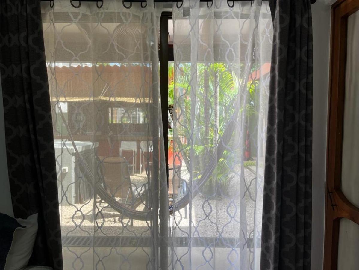 Hotel Mahayana Tamarindo Esterno foto