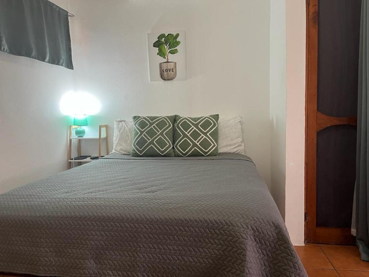 Hotel Mahayana Tamarindo Esterno foto