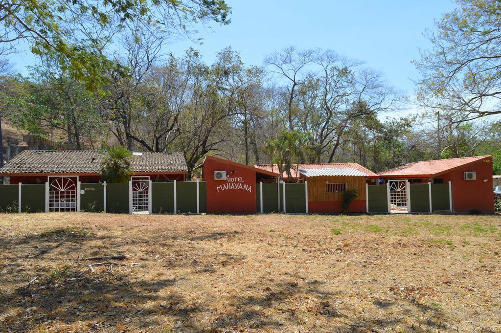 Hotel Mahayana Tamarindo Esterno foto