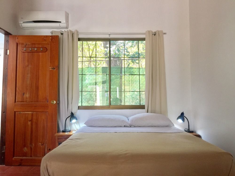 Hotel Mahayana Tamarindo Esterno foto