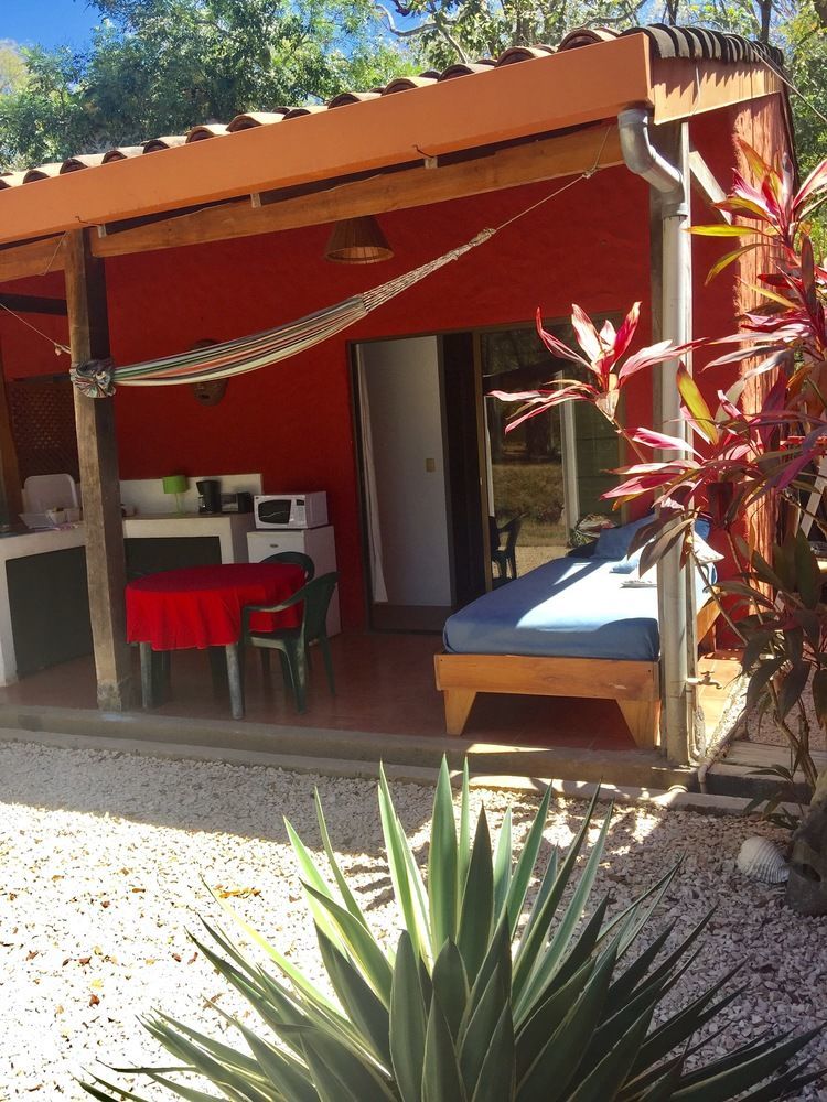 Hotel Mahayana Tamarindo Esterno foto